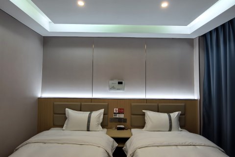 定日洛子峰富氧酒店