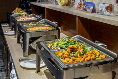 俊朗中央大酒店(哈尔滨中央大街店)