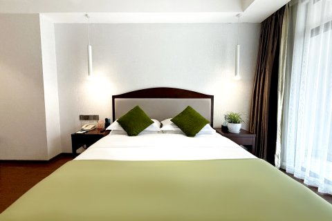 海棠烟雨温泉度假酒店(海棠晓月圣地温泉南滨路店)