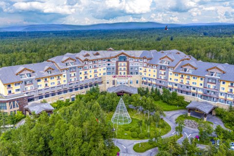 长白山温泉皇冠假日酒店