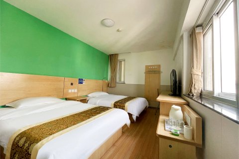 如家派柏·云酒店(青岛栈桥地铁站店)