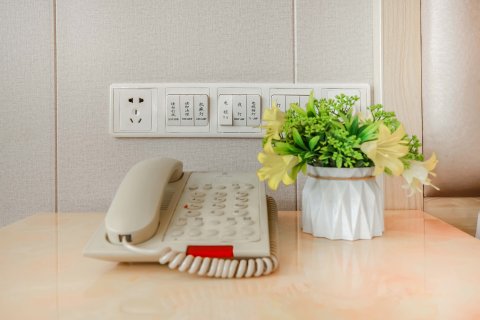 大方久龙馨雅酒店(杜鹃广场县人民医院店)