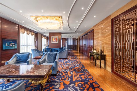 鄂尔多斯市皇室国际酒店(万达广场王府井店)