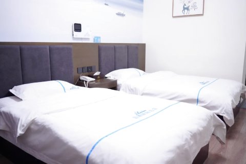 蓝湖驿站(八宿总店)