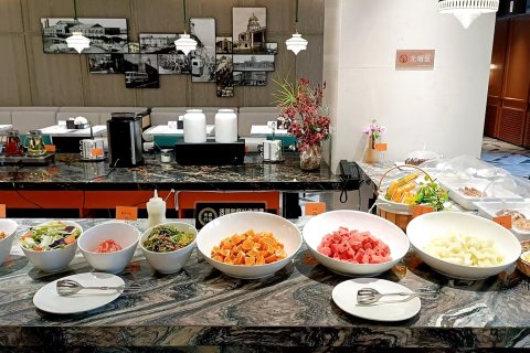 思瑞秋酒店(长春伪满皇宫火车站店)