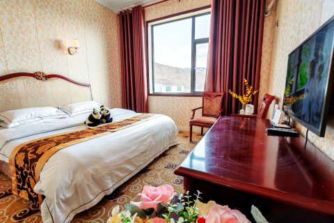 松潘富贵林大酒店