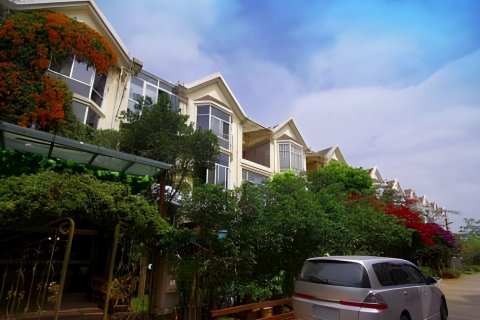 云南18民族风客栈(福泽苑别墅昆明火车站店)