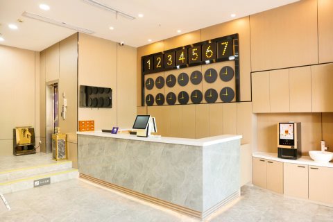 7天连锁酒店(兴化长安中路郑板桥故居店)