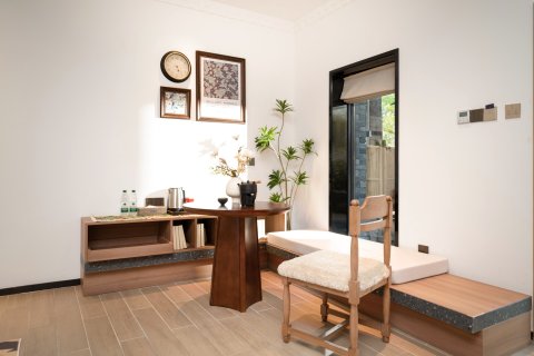 小凉帽之家酒店(深圳甘坑古镇店)