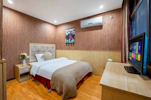 善和真酒店(凯里民族风情园绣里淘店)