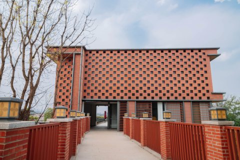 弥勒东风艺宿(东风韵景区店)