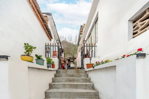 泰安紫气东来客栈(泰山红门店)