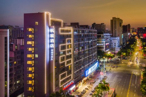 枫宸酒店(南宁东葛路地铁站建政路夜市店)