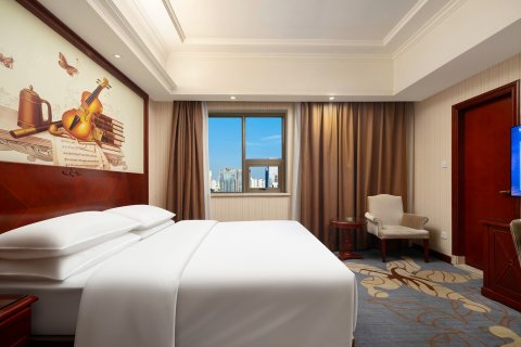 维也纳酒店(长沙五一广场国金中心店)