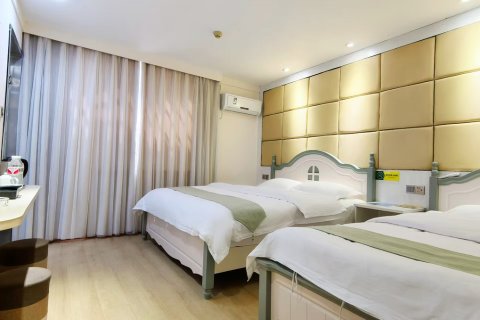 江畔悦宿酒店(阳朔西街店)