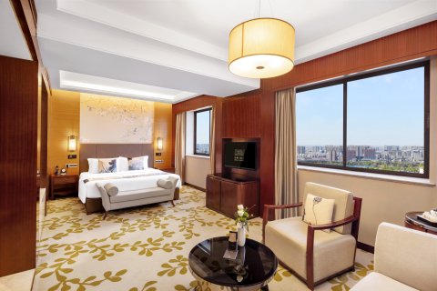 济南怡豪大饭店(泉城广场大明湖店)