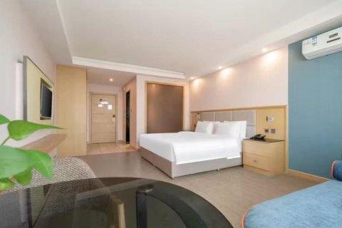 速8酒店(高密中百大厦｜中骏世界城店)