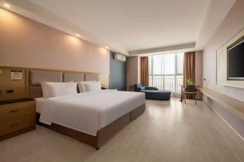 速8酒店(高密中百大厦｜中骏世界城店)