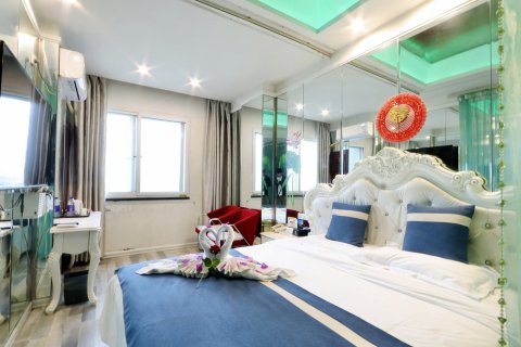 速8酒店(安阳火车站天宁寺景区店)