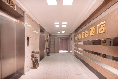 佳友时尚酒店(柳州高铁站店)