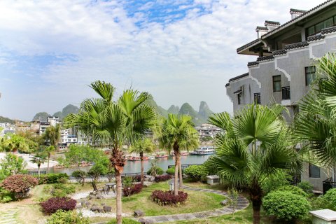 碧莲江景大酒店(阳朔西街漓江店)
