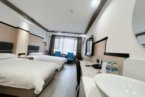 如家诗柏·云酒店(沈阳中街故宫怀远门地铁站)