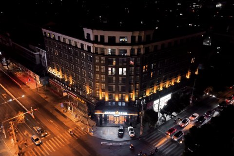 橙子酒店(仙桃钱沟路体育馆店)