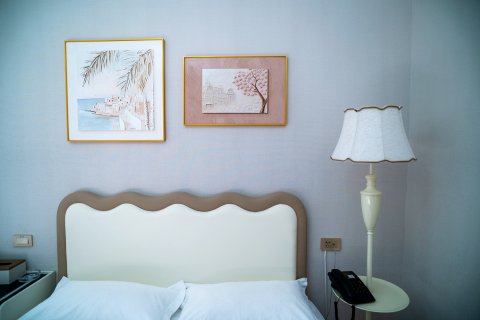 晋瑞酒店(太原清徐人民广场凤仪街店)