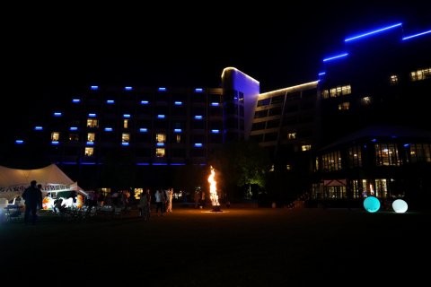 六安曙光铂尊酒店