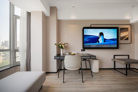 成都太古里河畔亚朵酒店