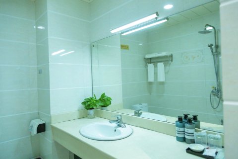 勐腊鹏基大酒店(南腊河星光夜市店)