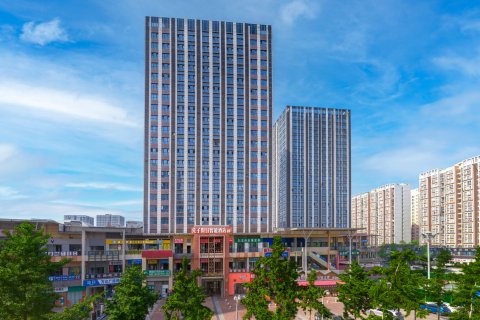 壳子假日智能酒店(成都西站青羊万达店)