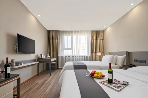 广源大酒店(沙洲夜市街敦煌博物馆店)