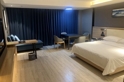 H酒店(泰州火车站店)