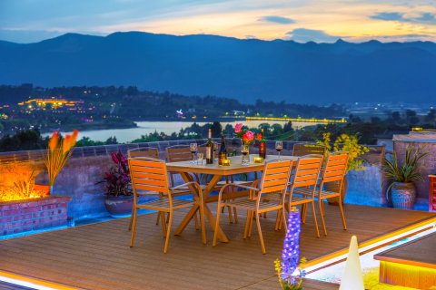 弥勒鸣典庭院(红河东风韵小镇店)