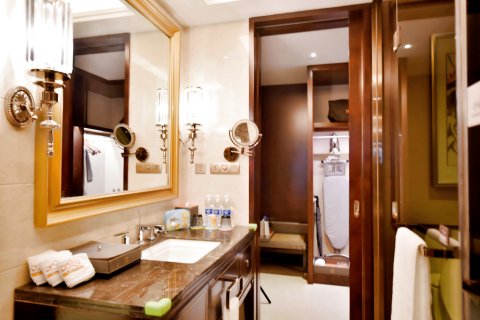 汕头龙光喜来登酒店