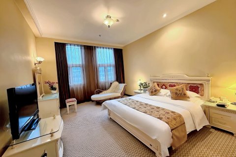 银河大酒店(重庆解放碑中心店)