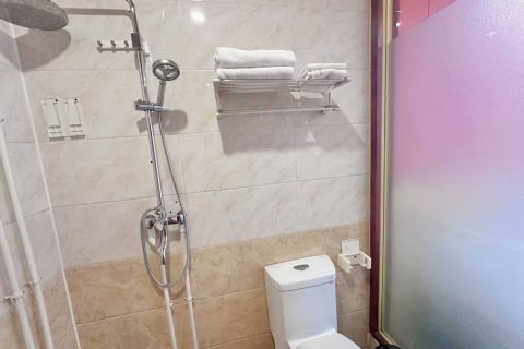 锐驰智能酒店(莘县信誉成和商厦店)