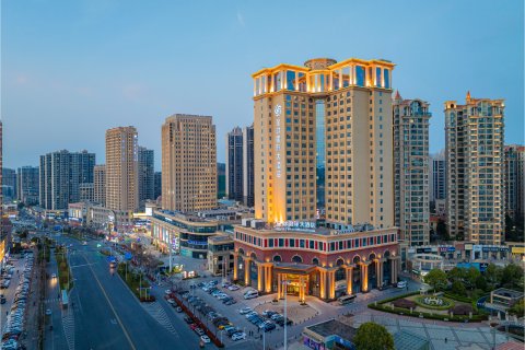 星球国际大酒店(荆门掇刀万达店)