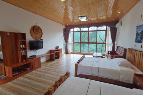 鹤峰屏山嘎嘎农庄