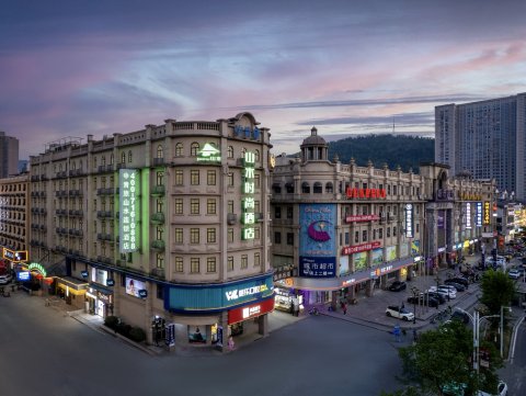 中青旅山水时尚酒店(赤壁新街口商业街店)