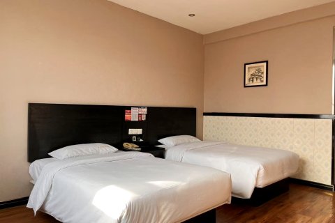 吉朗快捷宾馆(永城金博大店)