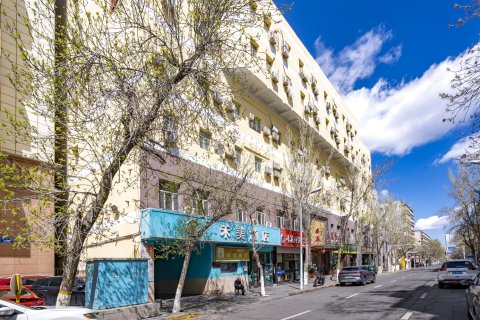 乌鲁木齐禾美酒店(德汇万达和田二街店)