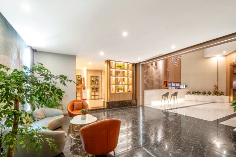 衢州颐朵轻奢酒店(衢州高铁站万达广场店)