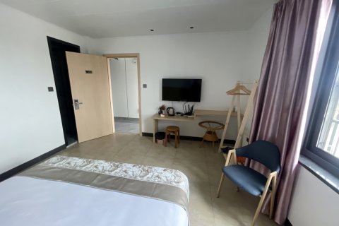 江山江郞山依山宾馆