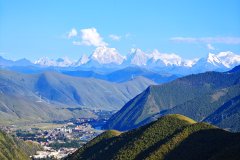 無念·设计师民宿(新都桥店) 無念·设计师民宿(新都桥店)