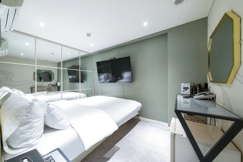 瓜川布朗(Gwacheon Blanc)