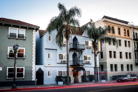 The Hotel Hollywood - WestsideRentals(The Hotel Hollywood - WestsideRentals)