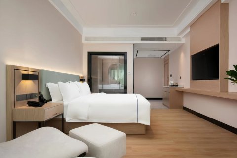 艺龙安云酒店(胜利中路进贤南站店)