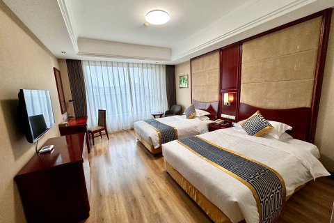 通化中东拉图摩根酒店(中东新天地购物公园店)